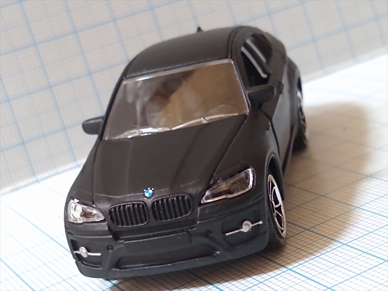 マジョレットミニカーBMW X6の画像