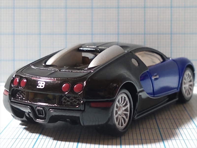 トミカプレミアム20 ブガッティ ヴェイロン 16.4（トミカプレミアム販売記念仕様）の画像４