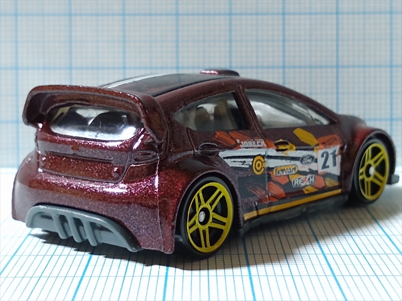 ホットウィール フォード・フィエスタWRCの画像４