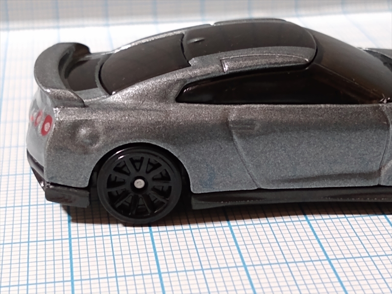 ホットウィール ニッサン GTR R35 Amazon | ホットウィール(Hot Wheels) ベーシックカー '17