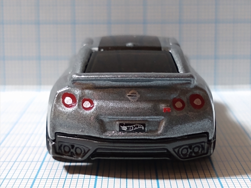 ホットウィール 日産 GT-R R35の画像２