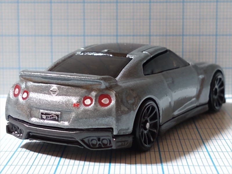 ホットウィール 日産 GT-R R35の画像４