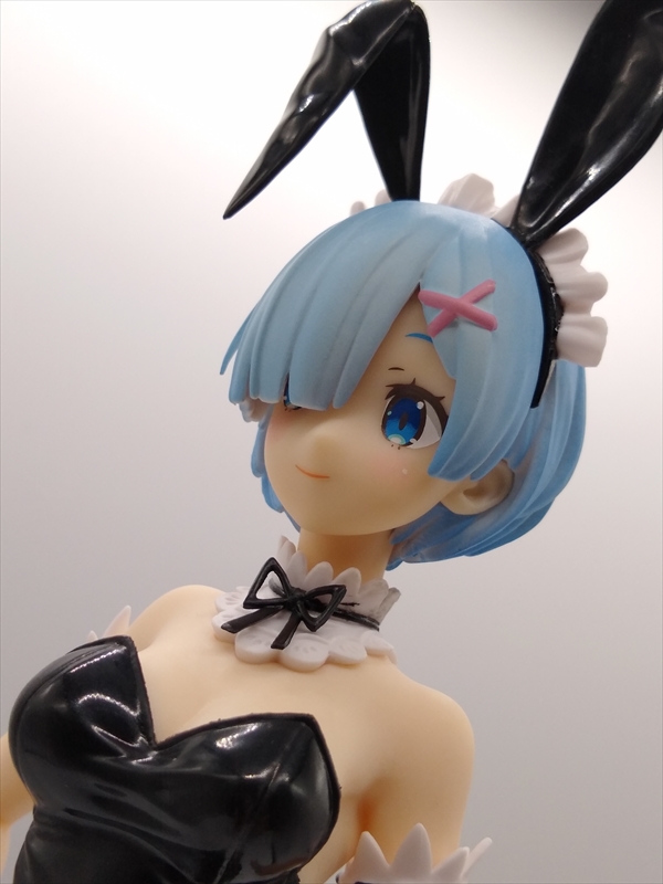 プライズフィギュア BiCute Bunnies Figure レム そに子 初音ミク 並べて撮影してみました。の画像