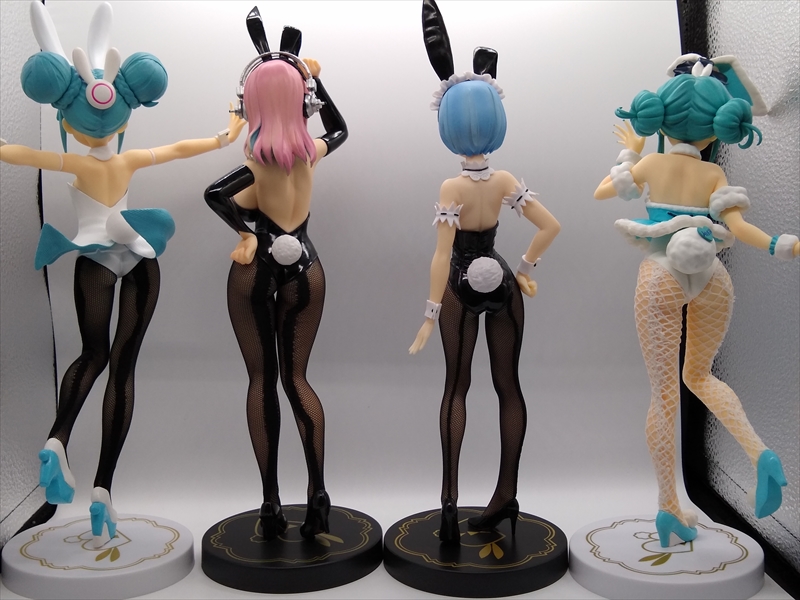 プライズフィギュア BiCute Bunnies Figure レム そに子 初音ミク 並べて撮影してみました。の画像２