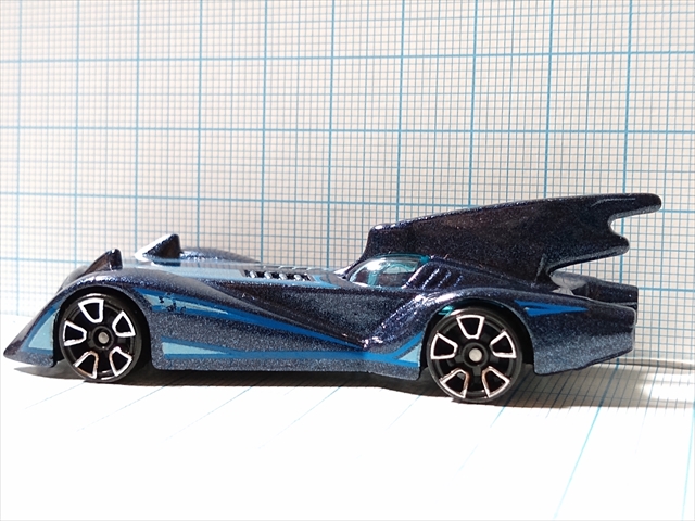 ホットウィール BATMOBILEの画像
