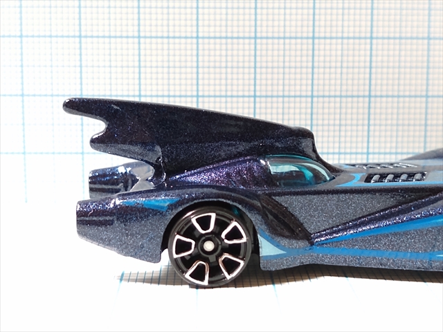 ホットウィール BATMOBILEの画像