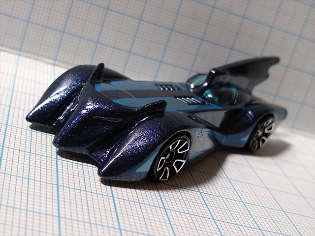 ホットウィール BATMOBILEの画像
