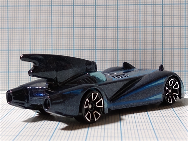 ホットウィール BATMOBILEの画像４