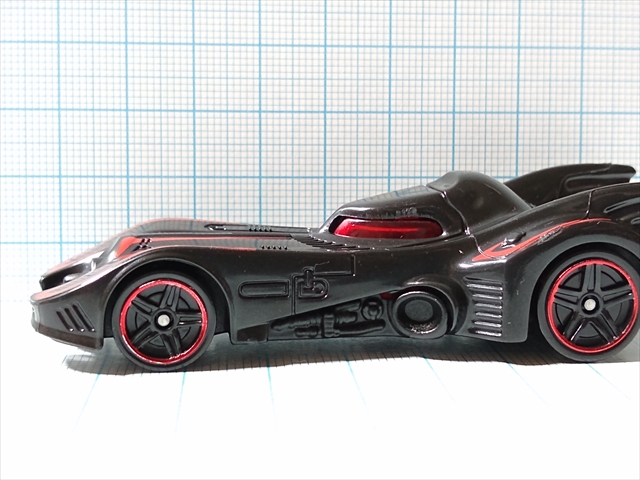 ホットウィール BATMOBILEの画像