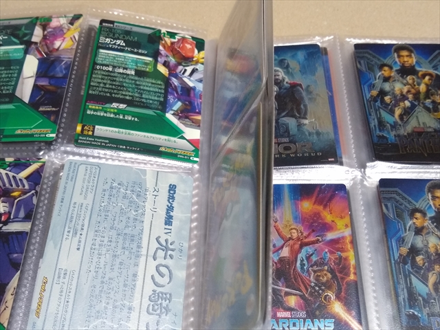 トレーディングカード収納は、100均では無く ちゃんとした物を買おう！の画像