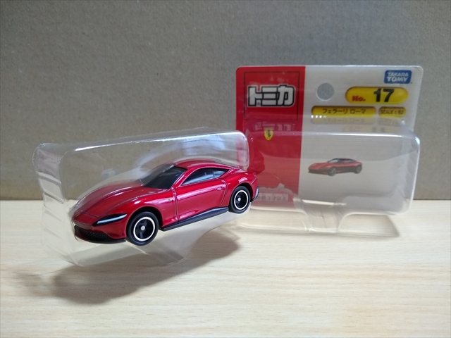 トミカ No.17 フェラーリ ローマの画像１