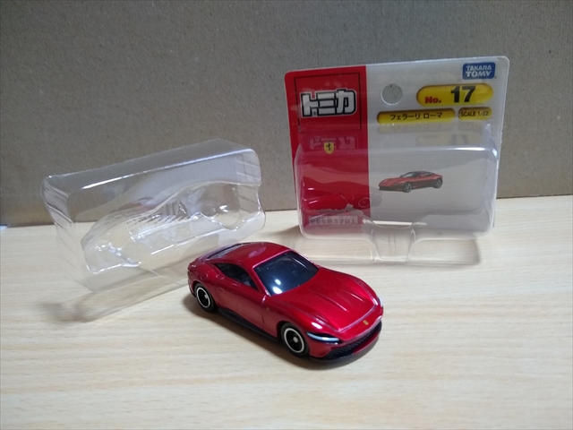トミカ No.17 フェラーリ ローマの画像２