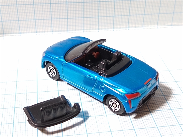 トミカ 標識セット（4.ダイハツ コペン）の画像