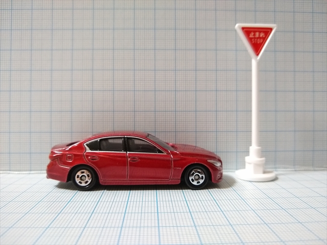 トミカ 標識セット（4.日産 スカイライン）の画像２
