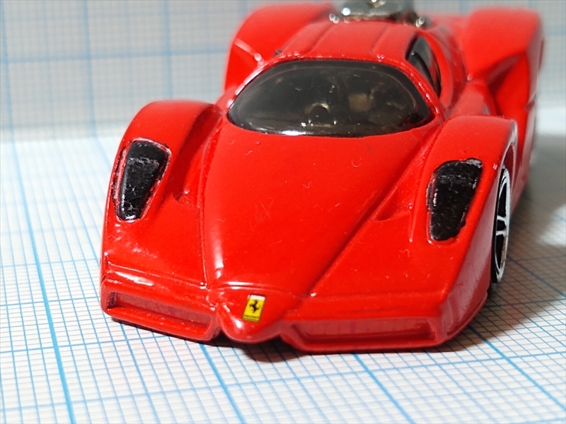 レビュー）ホットウィール トゥーンド エンツォ フェラーリ - ぬーまい