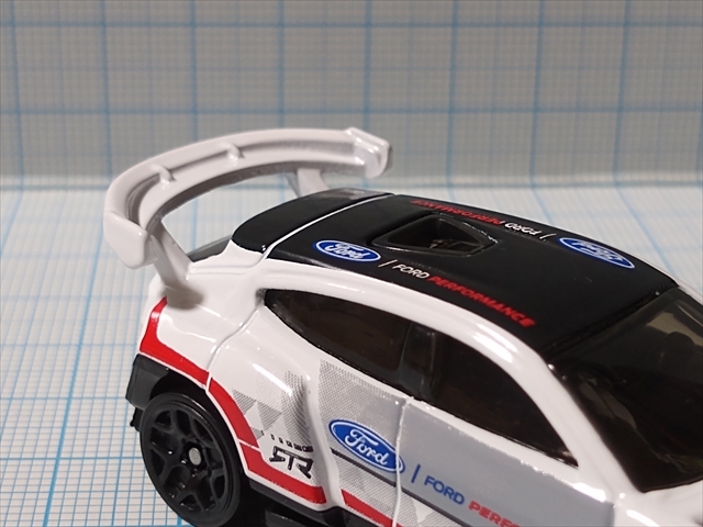 （レビュー）ホットウィール FORD MUSTANG MACH-E 1400の画像