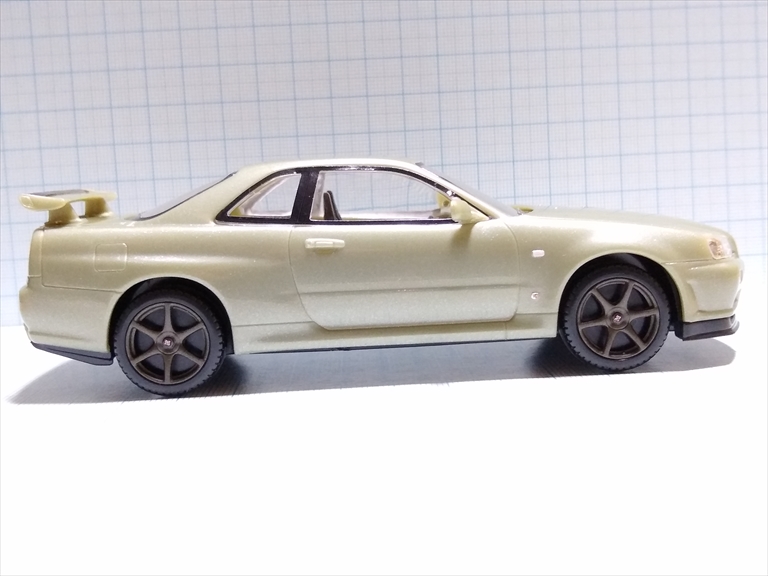 (レビュー)楽プラ アオシマ ザ・スナップ キット ニッサン R34 スカイライン GT-R ニュル/ミレニアムジェイドの画像
