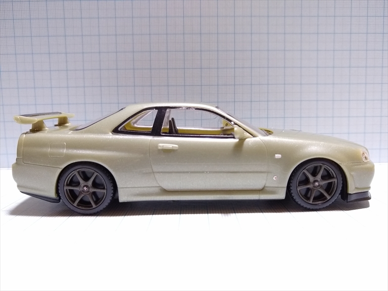 (レビュー)楽プラ アオシマ ザ・スナップ キット ニッサン R34 スカイライン GT-R ニュル/ミレニアムジェイドの画像