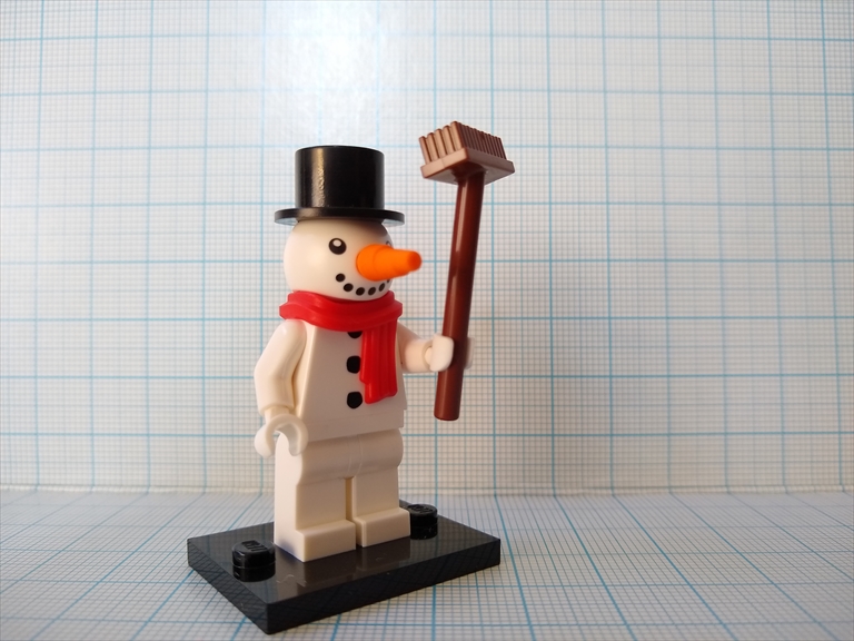 レゴ ミニフィギュア シリーズ23 スノーマン（レビュー）の画像