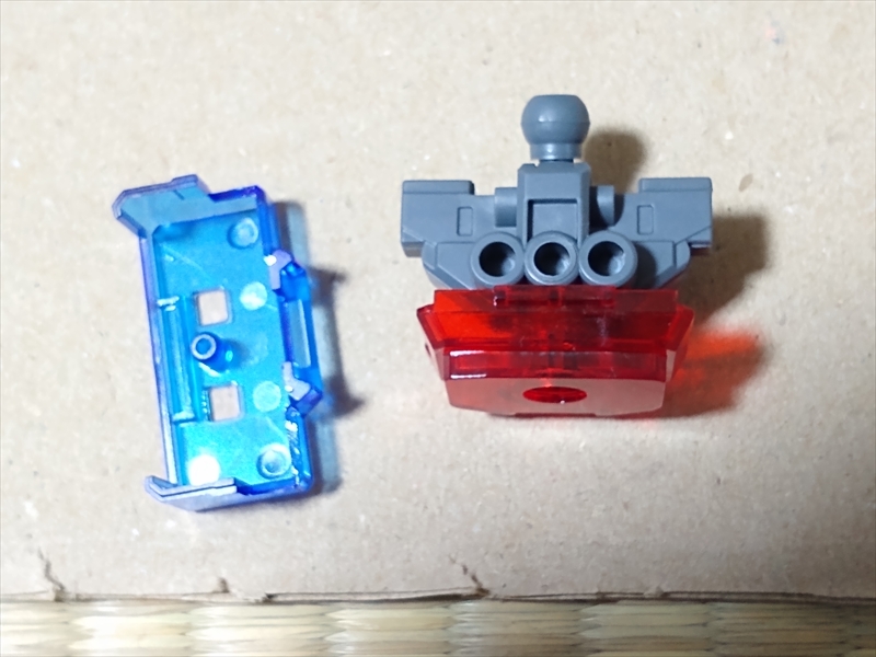 お土産で買ったクロスシルエットのガンダム【クリアカラー】組み立ててみました！！の画像