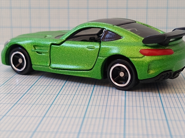 レビュー）トミカ No.7 メルセデス-AMG GT R - ぬーまいと工房