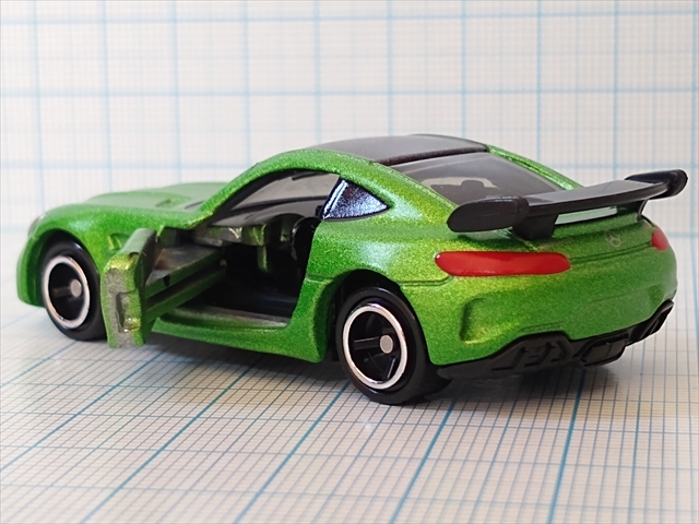 (レビュー)トミカ No.7 メルセデス-AMG GT Rの画像
