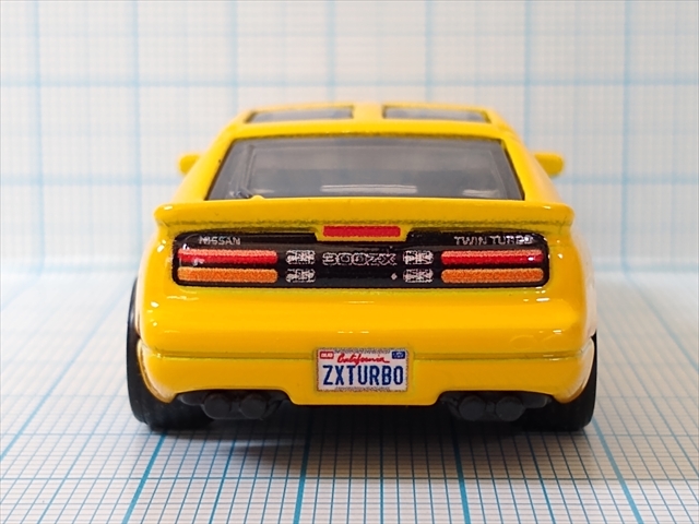 （レビュー）ホットウィールプレミアム NISSAN 300ZX TWIN TURBO【MODERN CLASSICS 1/5】の画像