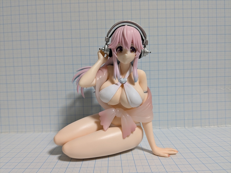 （レビュー）すーぱーそに子 ぬーどるストッパーフィギュア ホワイトビキニver. の画像