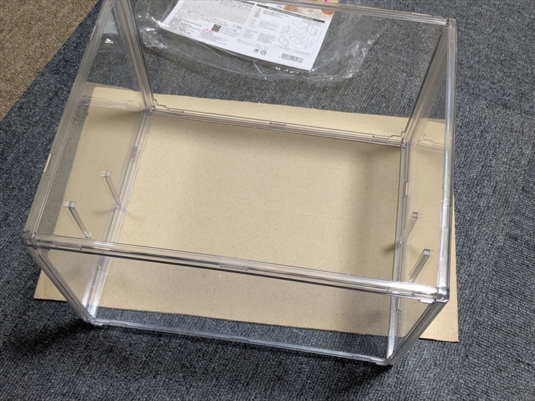 レビュー）ダイソー 透明コレクションケース（組み立てタイプ