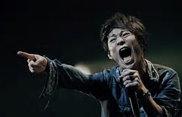 カラオケで緊張してしまう人必見 絶対に緊張しない3つの方法 カラオケで常時90点超えのモテボイスに今すぐなれる 人生が変わる10分ボイトレ