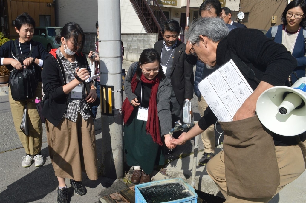 f:id:AyC:20181030165913j:plain f:id:AyC:20181030165913j:plain