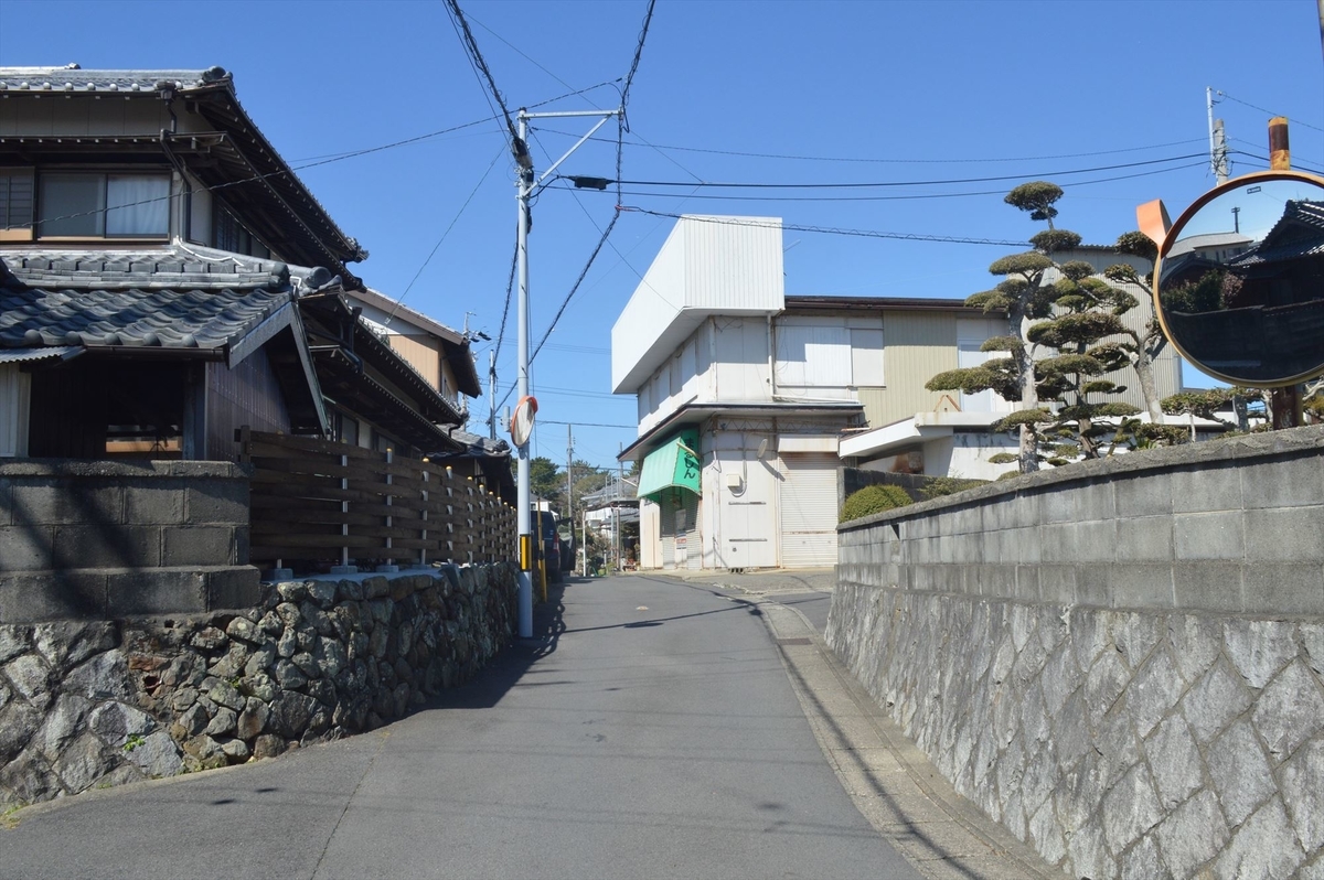 f:id:AyC:20190328210818j:plain f:id:AyC:20190328210818j:plain