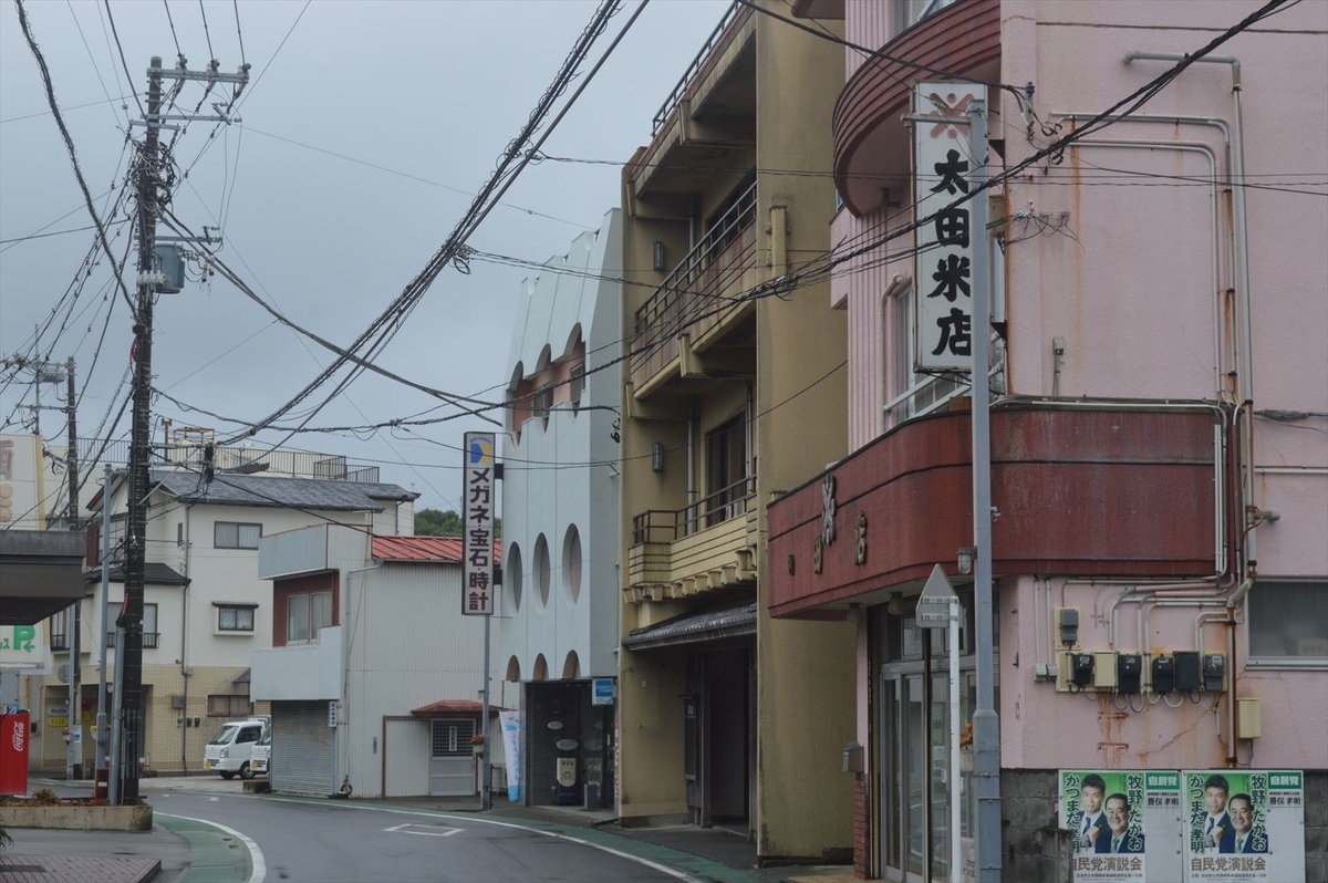 f:id:AyC:20190616232215j:plain