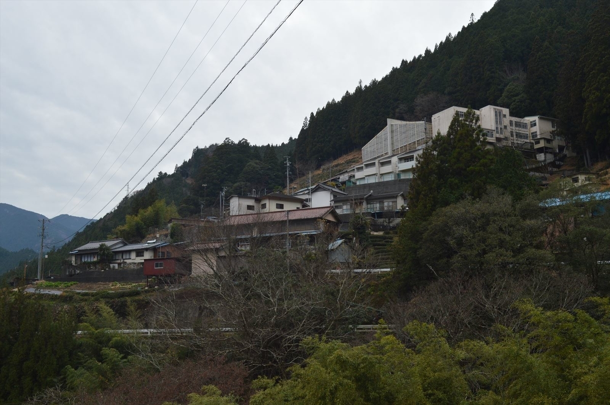 f:id:AyC:20191225044328j:plain f:id:AyC:20191225044328j:plain