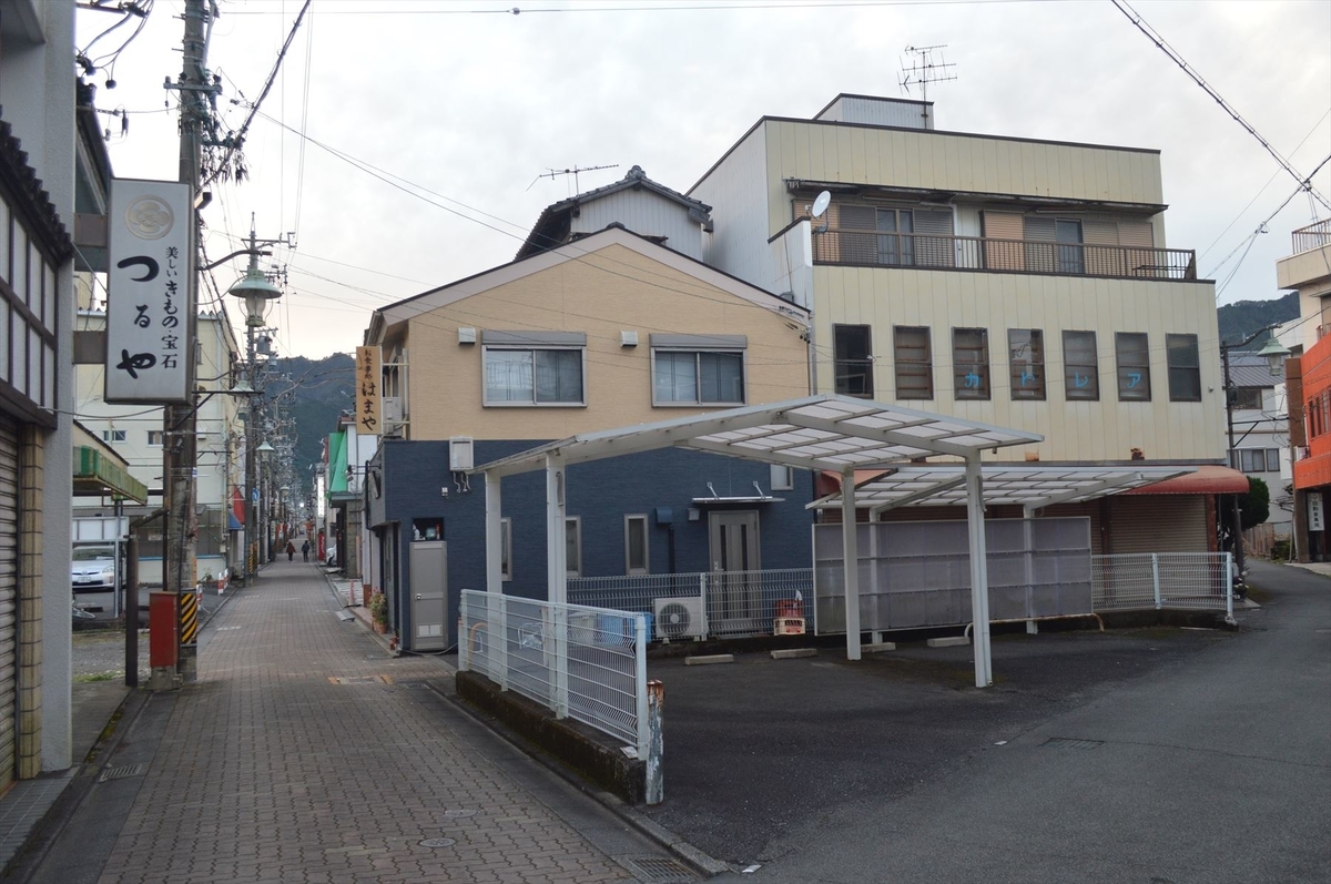 f:id:AyC:20201203053015j:plain