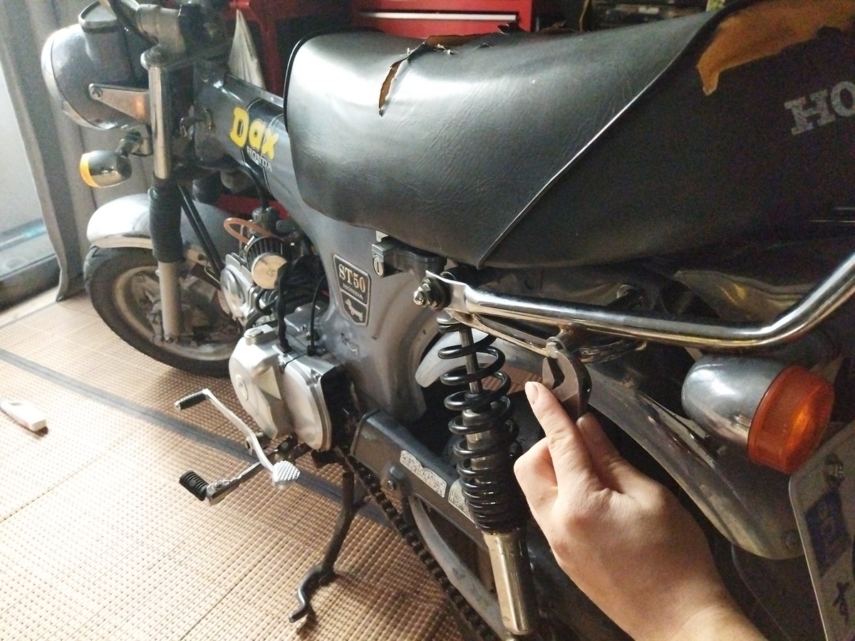 DAX ダックス　キャリア　ST50 ST70 HONDA 69-70 ST50 ホンダ ダックス リアキャリア | バイクパーツ通販