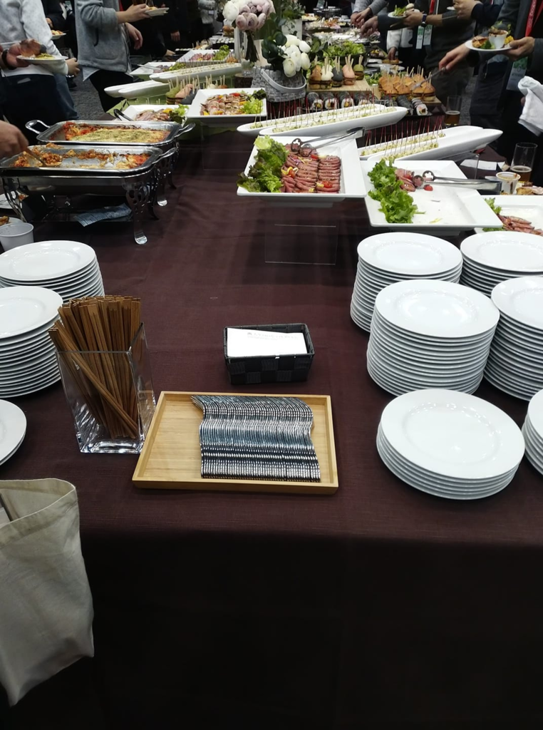 f:id:BG1:20190209145350p:plain パーティー