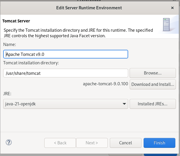 もともと入ってるTomcatはEclipseと連携の相性が悪いので、