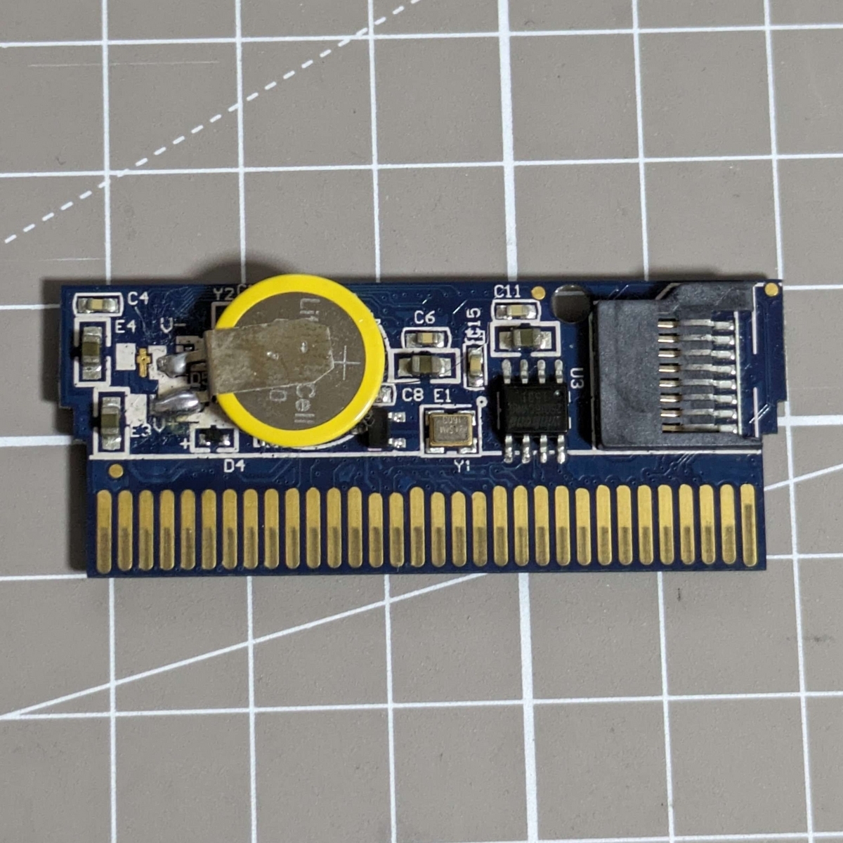 EZ-FLASH OMEGA vs EverDrive GBA Mini】最強のGBA用フラッシュ