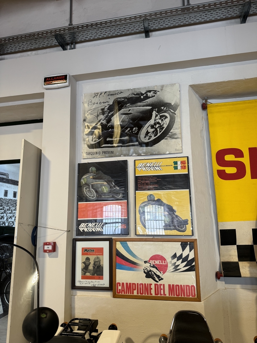 Affiche Plastifiée Vintage Moto Benelli Pesaro - Italie - Déco Murale Neuve
