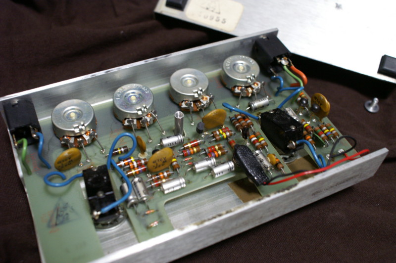 【希少品】 FENDER BLENDER CUSTOM オクターブファズ Fender Fender Blender Custom Octave/Fuzz - エフェクター専門