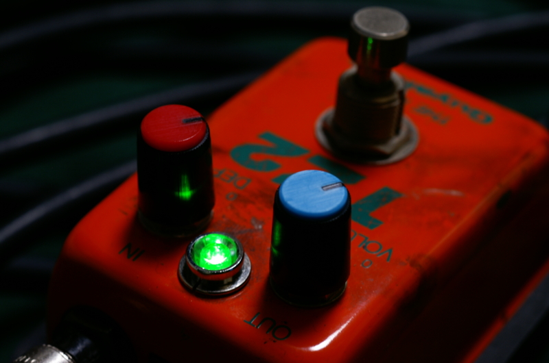 Guyatone TZ-2 ファズエフェクター Guyatone TZ-2 'The Fuzz' - YouTube