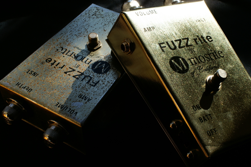 mosrite FUZZrite - エフェクター写真館 mosrite FUZZrite - エフェクター写真館