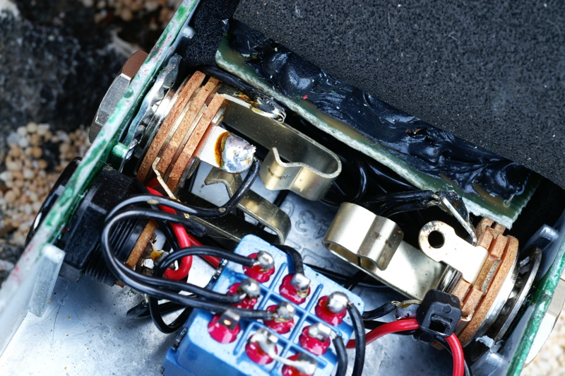 BJFE Pale Green Compressor - エフェクター写真館