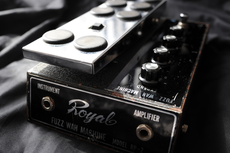 松本孝弘監修のギターエフェクター「FIXED WAH」外観 - B'z松本孝弘