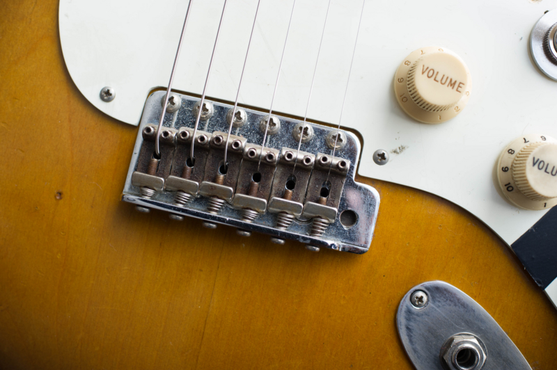 Fender JAPAN ST 57-115 改造 その8 - エフェクター写真館