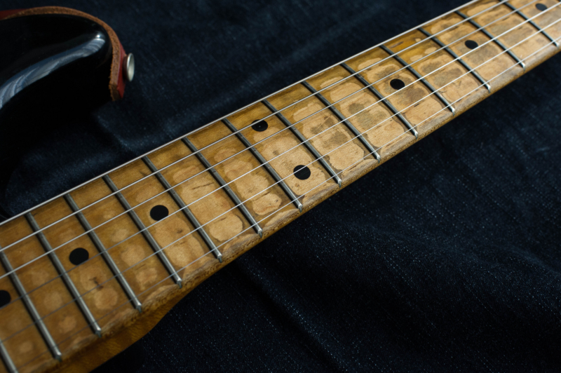 Fender JAPAN ST 57-115 改造 その8 - エフェクター写真館