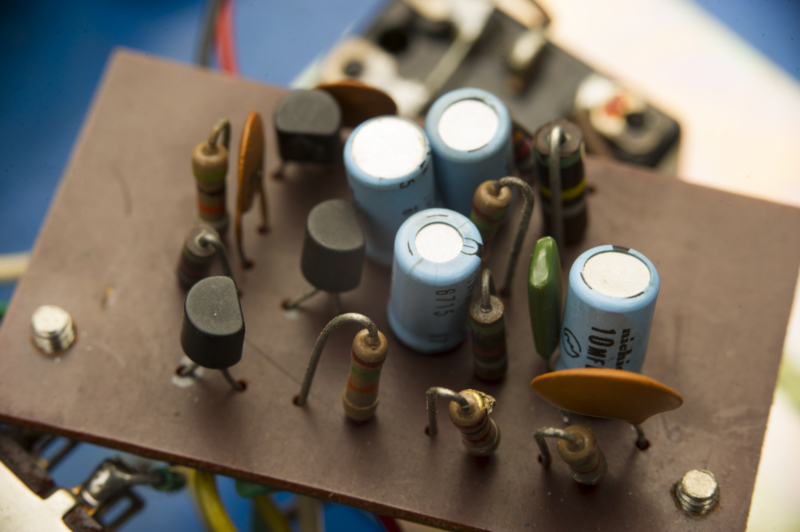 YACK YF-2 FUZZ BOX - エフェクター写真館