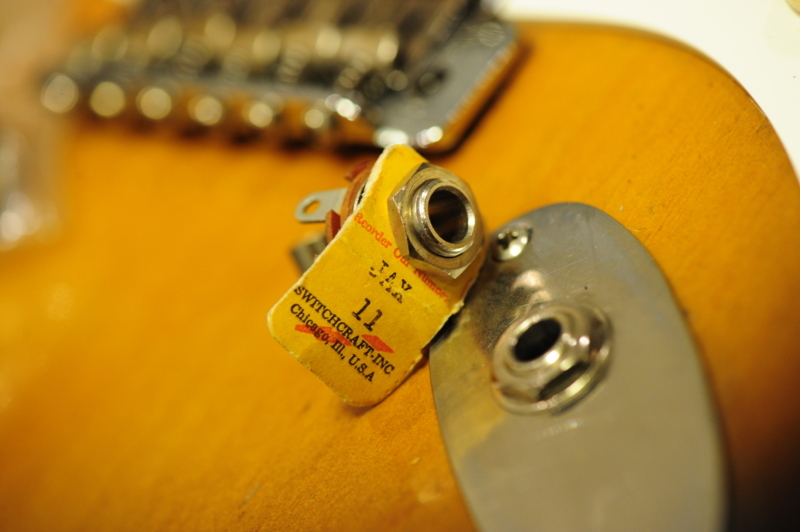 Fender JAPAN ST 57-115 改造 その9 - エフェクター写真館