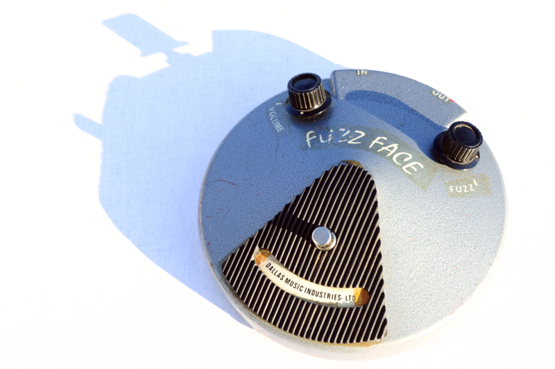 DALLAS MUSIC INDUSTRIES FUZZ FACE - エフェクター写真館